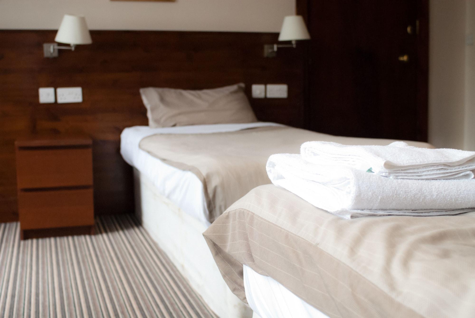 Edinburgh House Hotel Экстерьер фото