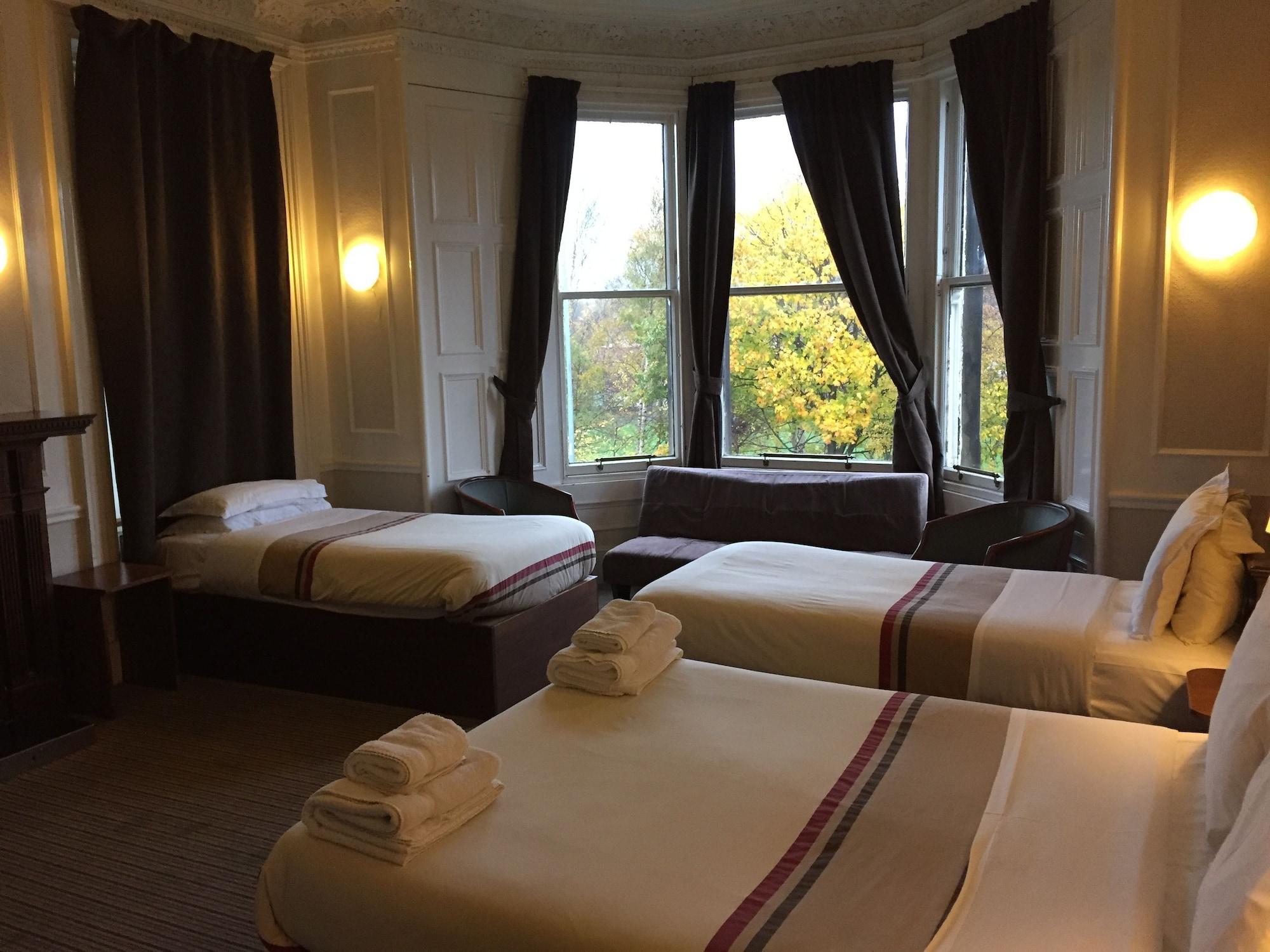 Edinburgh House Hotel Экстерьер фото