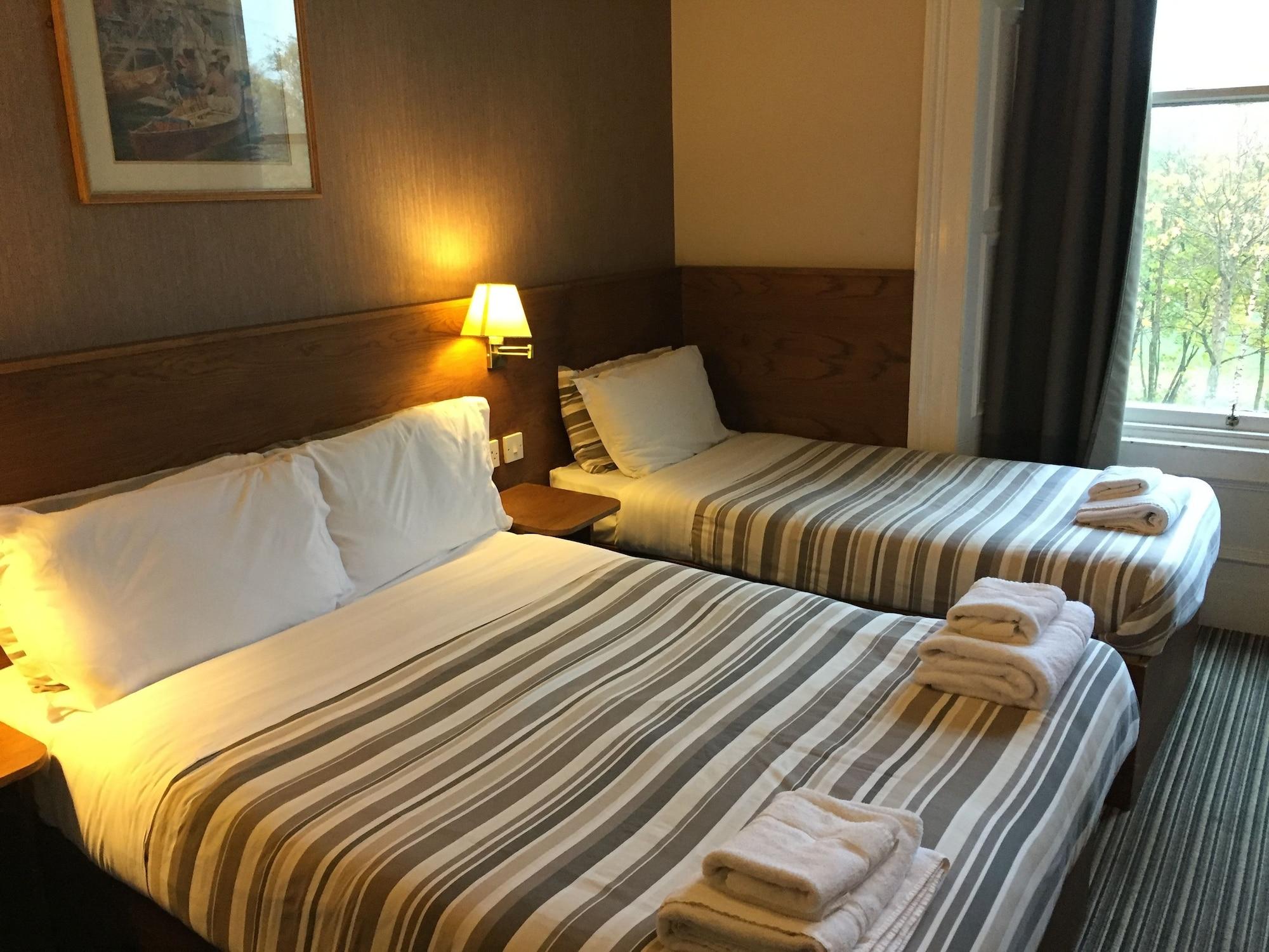 Edinburgh House Hotel Экстерьер фото